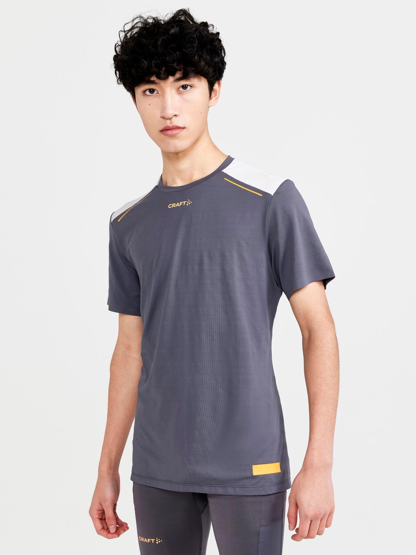 MEN'S PRO HYPERVENT RUNNING TEE  - GRANITE/ASH - Image 5