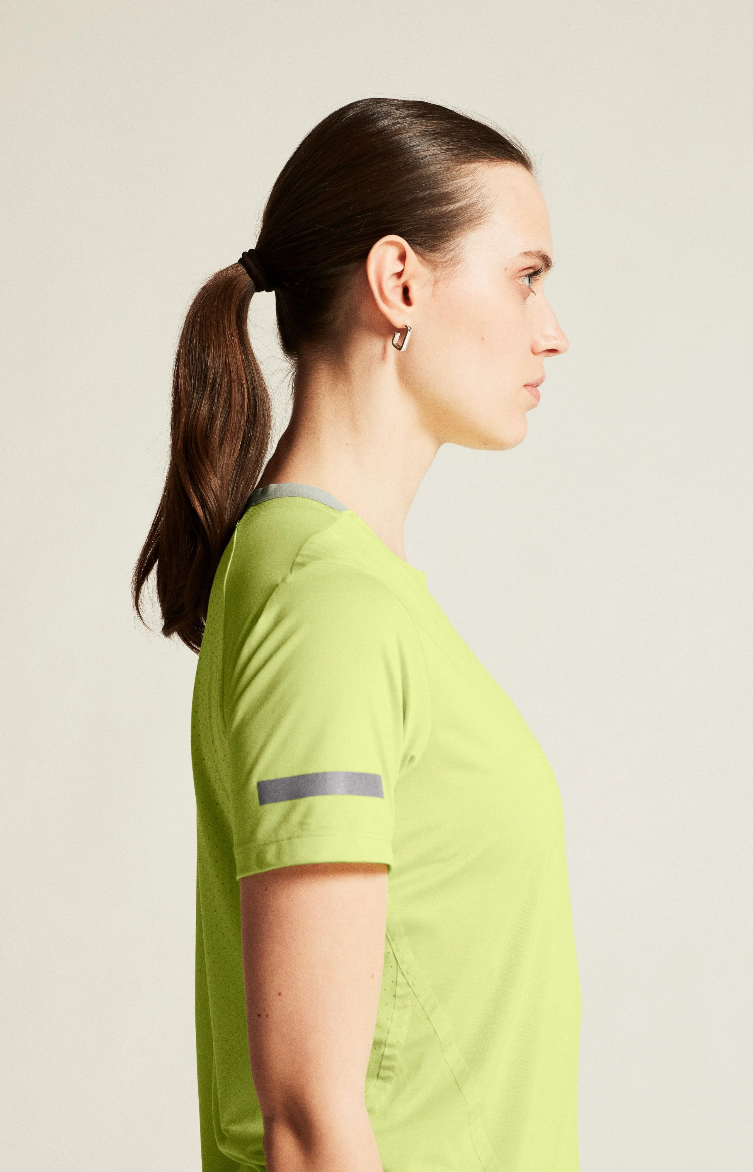 Women's Pro Hypervent Running Tee 2.0 - Black - Image 32